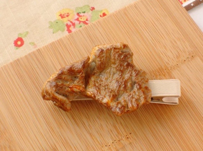 Kẹp tóc hình đồ ăn như thật hút tín đồ ẩm thực - ảnh 3