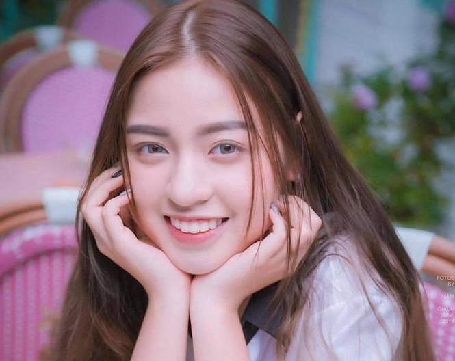Sau lùm xùm “cà khịa” Thanh Tâm, Ngân 98 không ngại hát “trứng rán cần mỡ” trong livestream mới - ảnh 1