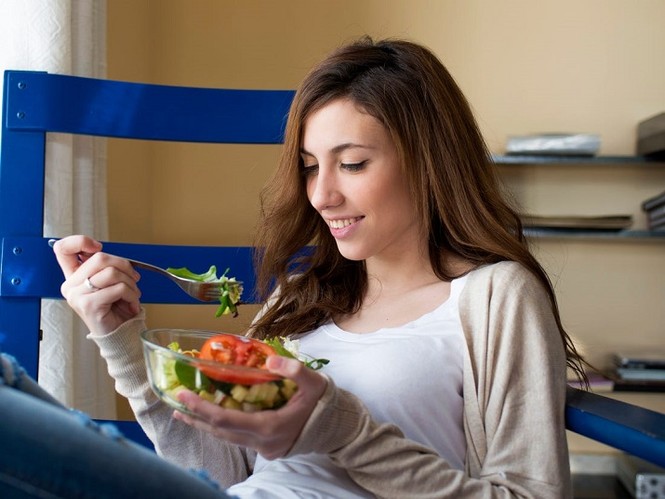 Buổi chiều muốn ăn vặt. Được thôi, nhưng phải ăn sao để không