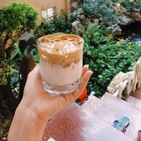 Ngọt dịu mê đắm với ly cafe Dalgona phiên bản Việt - ảnh 1
