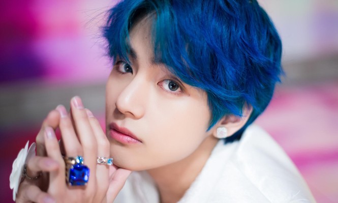 V (BTS) đẹp bất chấp mọi màu tóc nhuộm - ảnh 1
