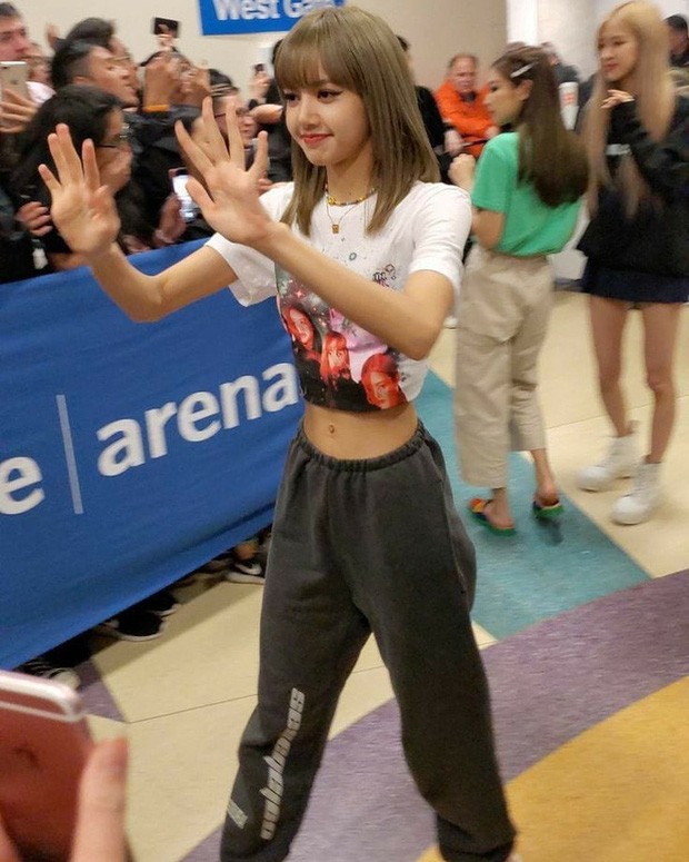 Lisa (Black Pink) xinh đẹp trong ảnh fan chụp - ảnh 3