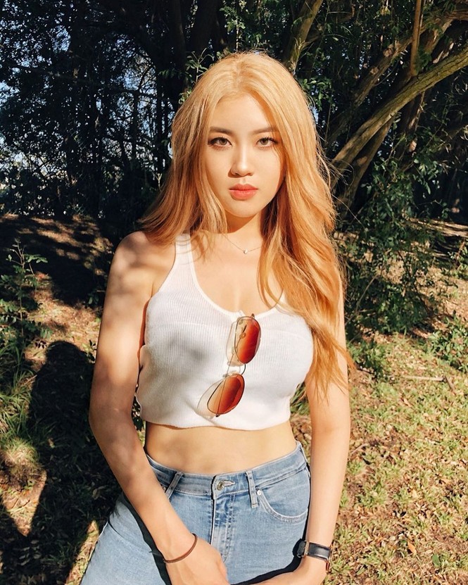 Black Pink: một cô gái bị chỉ trích chỉ vì nhìn quá giống Rosé - ảnh 3