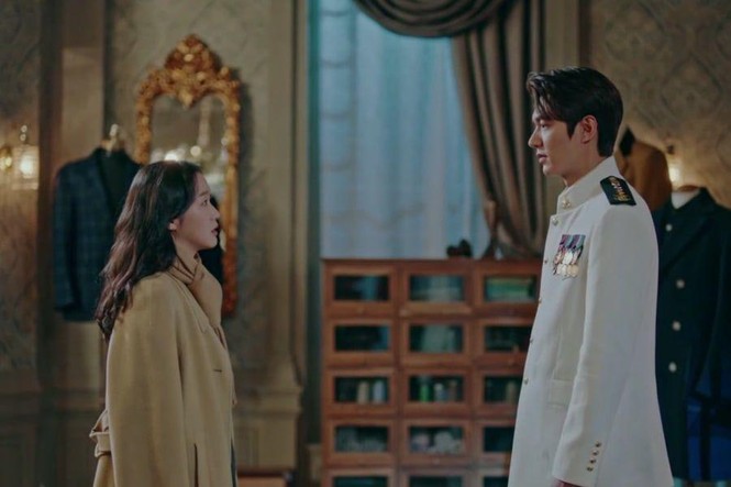 Lee Min Ho tiếp tục khoe vẻ đẹp trai trong loạt ảnh mới của Quân Vương Bất Diệt - ảnh 1