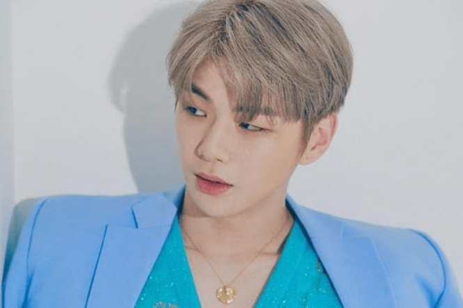 Kang Daniel lỡ tay bấm theo dõi một nữ ca sĩ - ảnh 2
