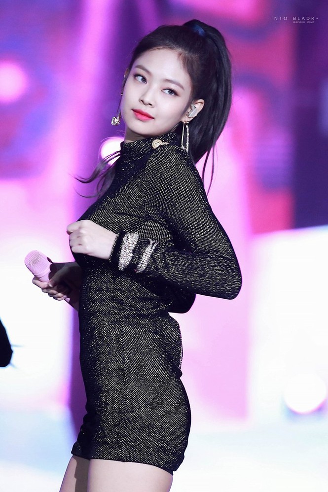 Váy bodycon: bí quyết khoe dáng chuẩn của idol K-Pop - ảnh 1