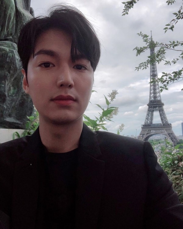 Lee Min Ho khiến Kim Go Eun xao xuyến vì chiếc mũi cực phẩm - ảnh 4