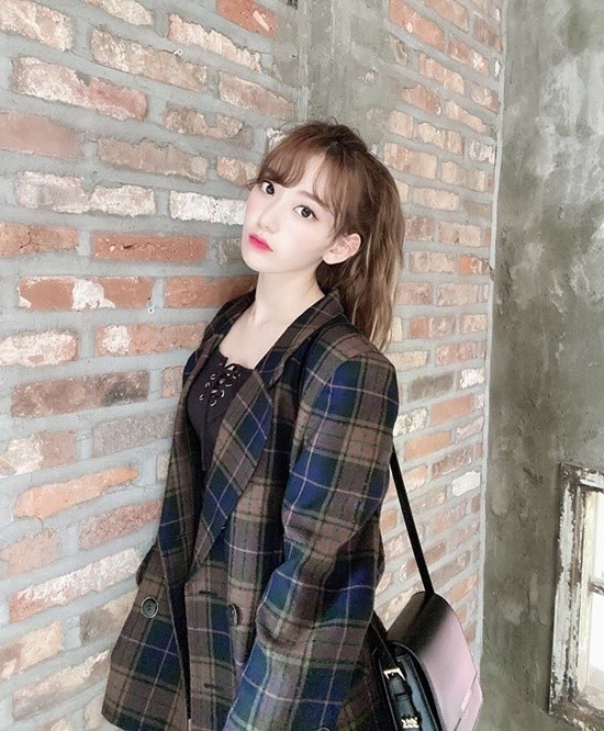 Sao Hàn 24H: Krystal chúc mừng sinh nhật Jessica - ảnh 1