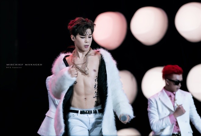 Trời nóng như vầy chỉ có ngắm nam thần K-Pop cởi áo là hạ nhiệt nhanh nhất - ảnh 5