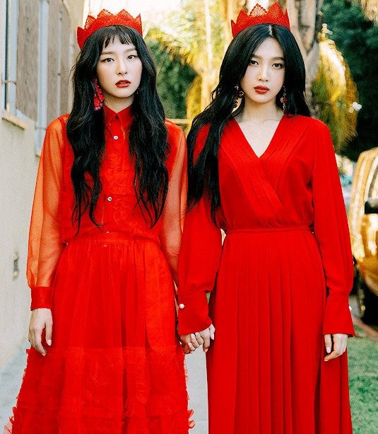 Joy và Seulgi (Red Velvet) bị người Hàn ném đá vì một lý do không hiểu nổi - ảnh 2