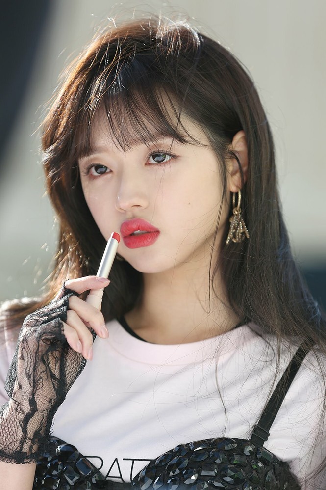 Ngày nào còn xinh đẹp tự nhiên mà nay hàng loạt nữ idol cứng đơ như tượng sáp - ảnh 4