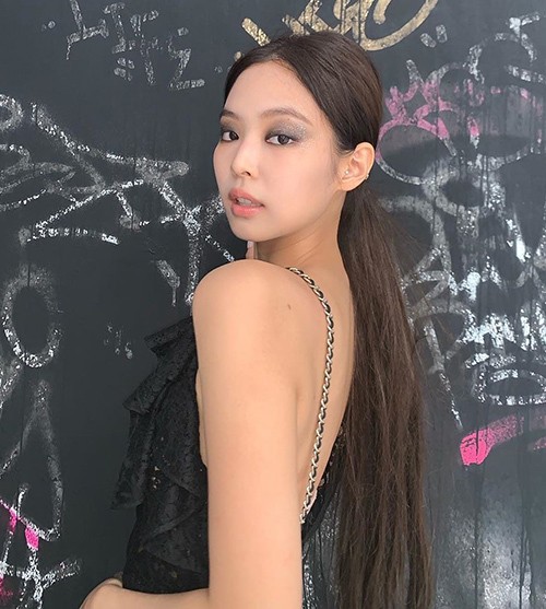 Học ngay BLACKPINK bí kíp tạo dáng siêu tự nhiên mà lên ảnh sống ảo cực đẹp - ảnh 2