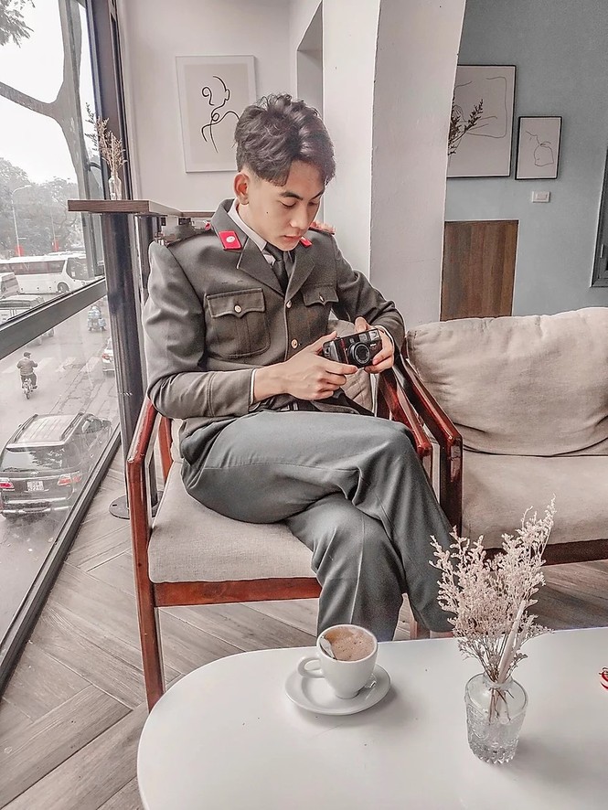 Phùng Thế Văn: “Một khi đã trót yêu, mọi tiêu chí mình đưa ra đều vô nghĩa cả” - ảnh 1