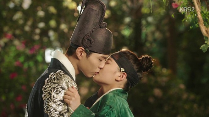 Kim Yoo Jung: Ấu thơ thành công nhưng đâu có ngờ trưởng thành thất bại? - ảnh 6