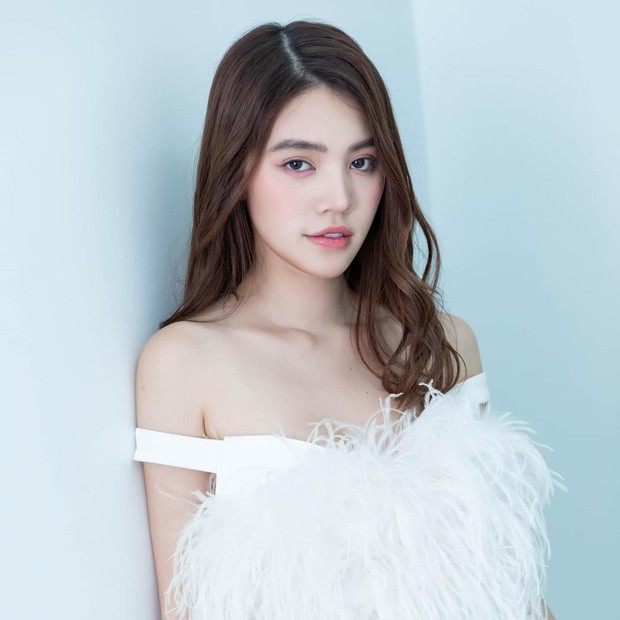 Jolie Nguyễn vẫn bình thản làm điều này trên mạng xã hội bất chấp tin đồn bán dâm - ảnh 1