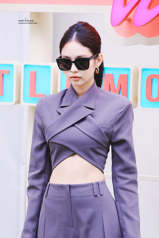 Joy nhiều lần đụng hàng với Jennie (BLACKPINK) khiến stylist của Red Velvet bị réo tên - ảnh 1