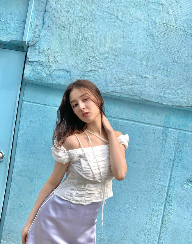 Chỉ vì quá thích mặc đồ rút dây mà Nancy (MOMOLAND) mang tiếng “giảm cân thất bại” - ảnh 5