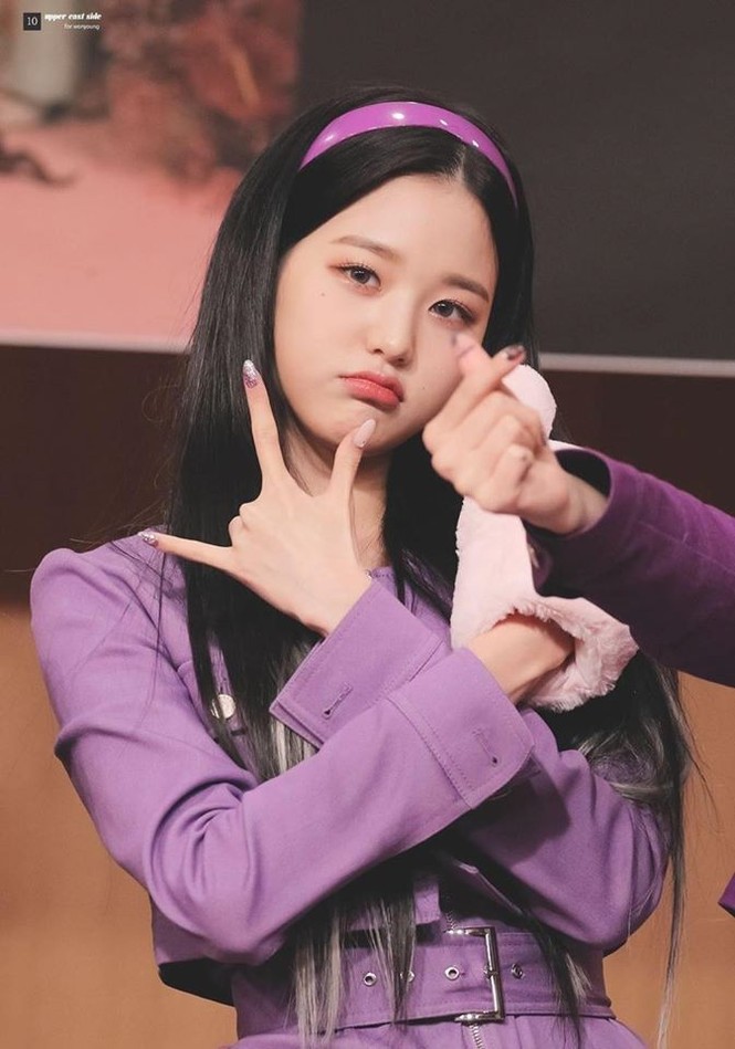 Người khác có vòng eo nhỏ siêu thực, Jang Won Young (IZ*ONE) sở hữu bàn tay dài siêu thực - ảnh 6