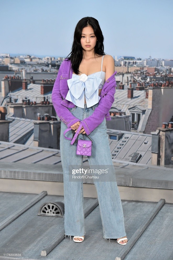 Ngay cả “Nữ hoàng thời trang” Jennie (BLACKPINK) cũng có những bộ cánh “nhìn là muốn quay xe” - ảnh 10