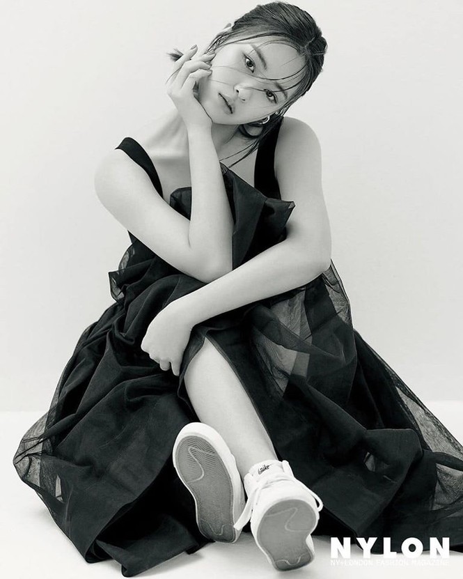 Ryu Jin (ITZY) tiết lộ bí mật vì sao các nữ idol K-Pop phải có thân hình mảnh mai - ảnh 3