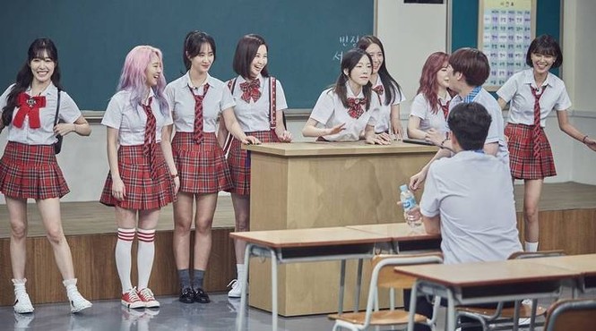 Nhóm nữ nào cũng mặc đồng phục lên “Knowing Bros” nhưng BLACKPINK đẳng cấp nhất - ảnh 11