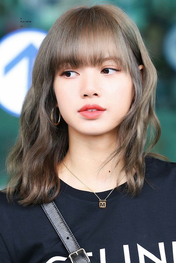 Lisa nổi tiếng là cao thủ tóc mái mà sao Jennie loay hoay giữ tóc thấy mà thương - ảnh 8