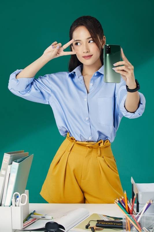 Bảy lý do nên dùng Realme 7i làm quà tặng cho người phụ nữ thân yêu nhân 20/10 - ảnh 1