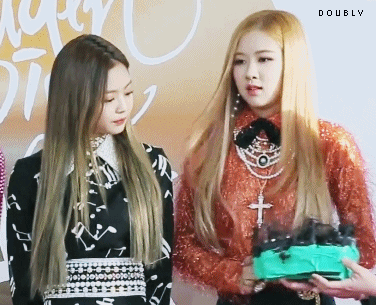 Đâu chỉ Irene, nhiều nữ idol đình đám khác cũng từng bị chỉ trích vì thái độ không đúng mực - ảnh 6