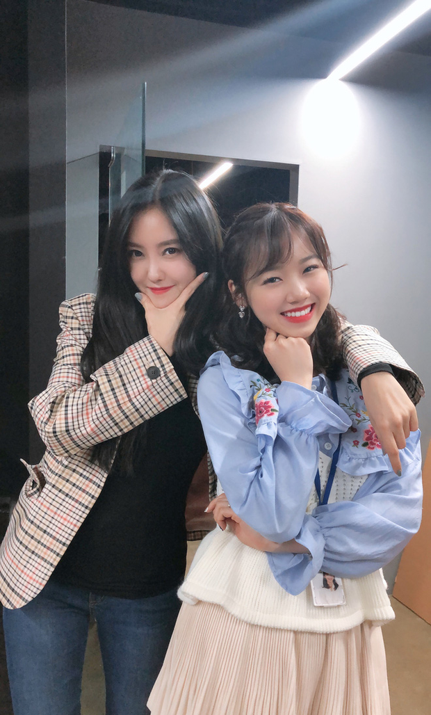 “Trợ lý” cho BLACKPINK, EXO, công việc trong mơ của fan K-Pop có thật sự lý tưởng? - ảnh 3