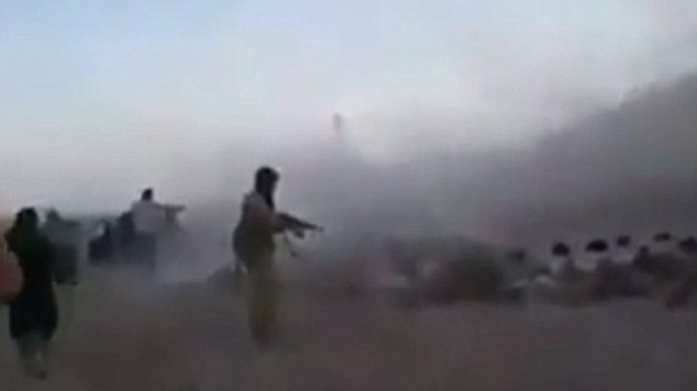 Kinh hoàng IS tung video xử tử 200 trẻ em Syria - ảnh 2