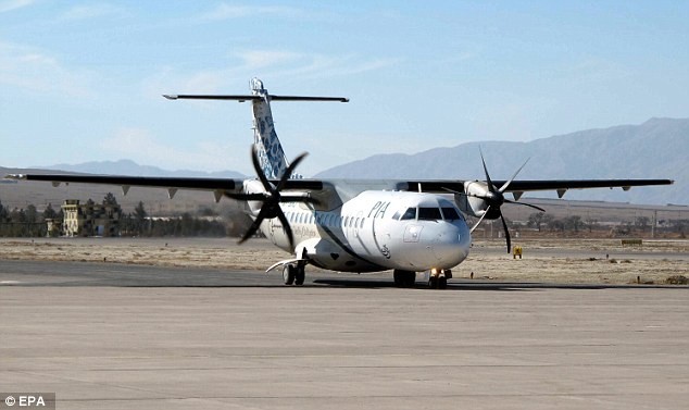 Tìm thấy 36 thi thể sau vụ rơi máy bay kinh hoàng ở Pakistan - ảnh 4