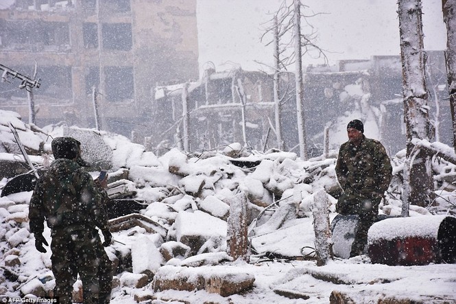Giáng sinh giữa Aleppo tan hoang vì nội chiến - ảnh 7