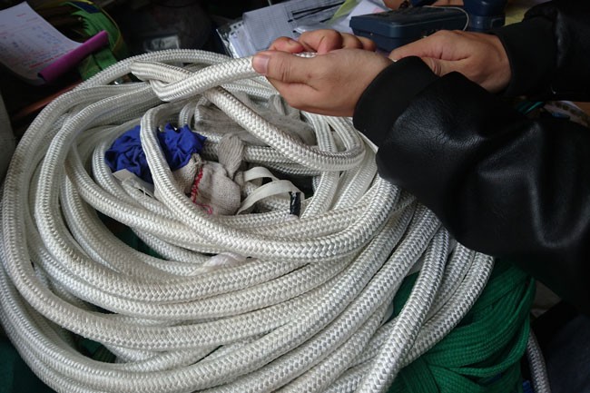 Cư dân Thủ đô loay hoay giữa “ma trận” thiết bị phòng cháy chữa cháy - ảnh 1