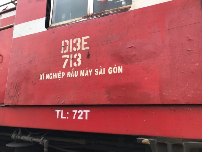 Danh tính nạn nhân trong vụ tàu hỏa tông xe khách tại Bình Thuận - ảnh 1