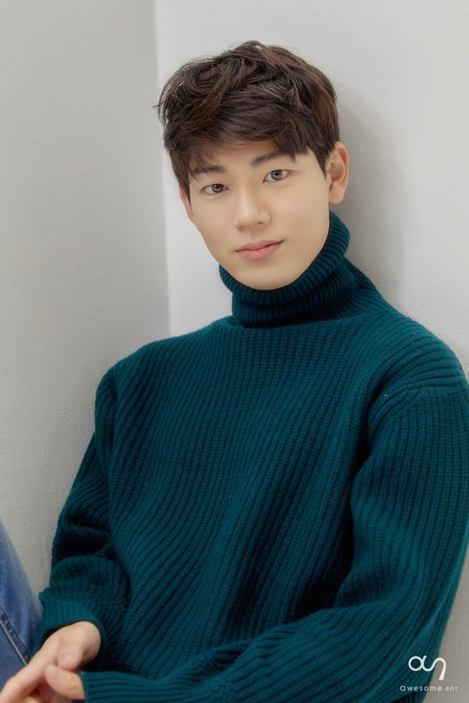 Bae Hyun Sung - Soái ca “hao hao” Park Bo Gum gây sốt nhờ