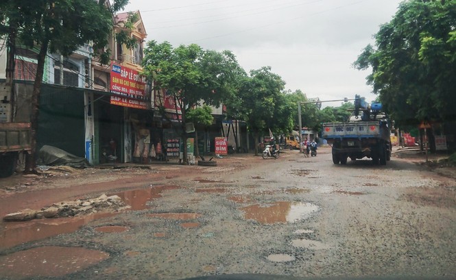 Cận cảnh 'tuyến đường đau khổ' nhất Bắc Giang - ảnh 1