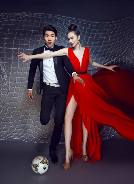 Khánh My kiêu sa bên cúp vàng trước chung kết World Cup - ảnh 10