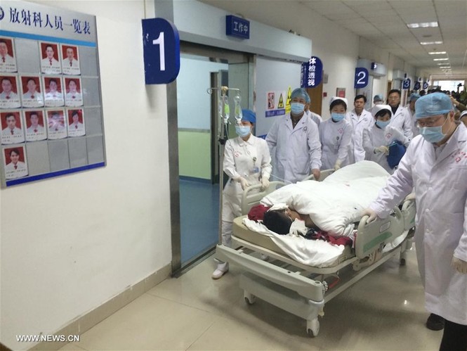Sống sót kỳ diệu sau gần 3 ngày bị chôn vùi trong vụ lở đất - ảnh 1