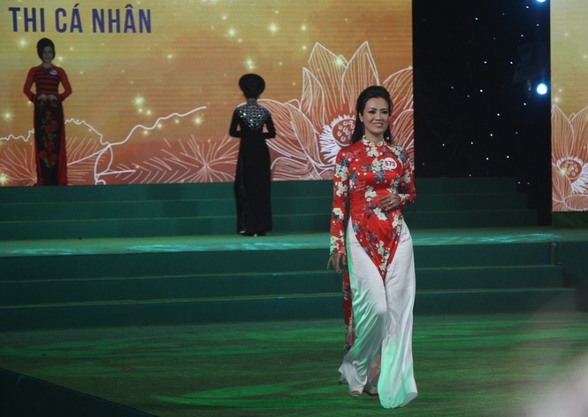 3 thế hệ cùng trình diễn tại chung kết 'Duyên dáng áo dài TPHCM' - ảnh 5
