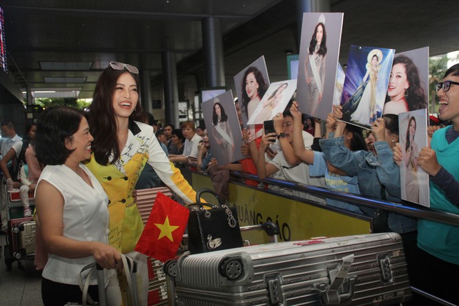 Á hậu Phương Nga rạng rỡ trở về sau chung kết Miss Grand International - ảnh 1