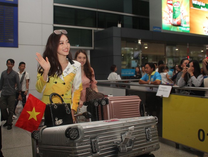 Á hậu Phương Nga rạng rỡ trở về sau chung kết Miss Grand International - ảnh 3