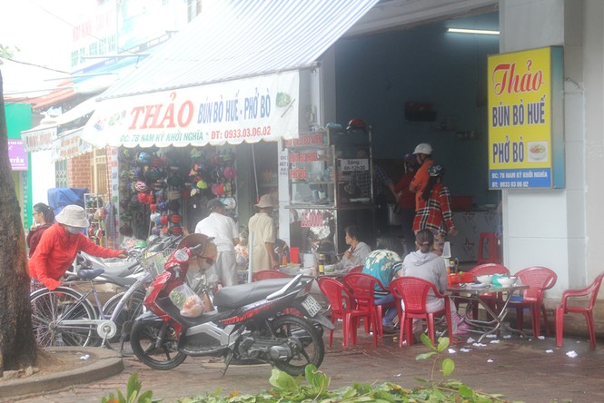 Vũng Tàu tất bật khắc phục hậu quả bão số 9 - ảnh 14