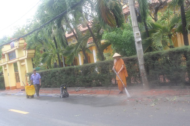 Vũng Tàu tất bật khắc phục hậu quả bão số 9 - ảnh 1