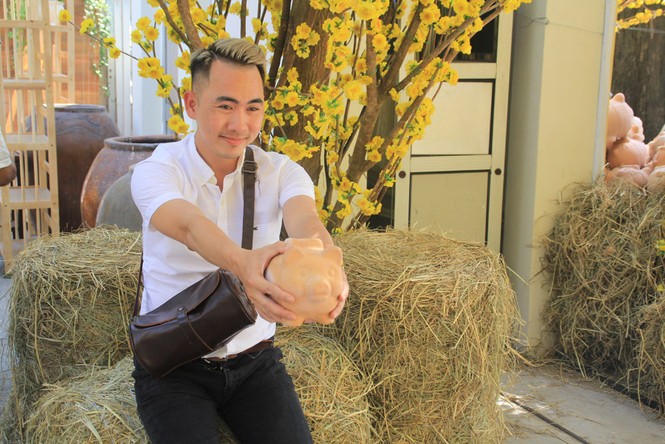 Bạn trẻ đắm say đón xuân cùng không gian sắc xuân hoài cổ - ảnh 13