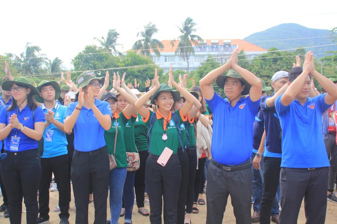 Khai mạc triển lãm