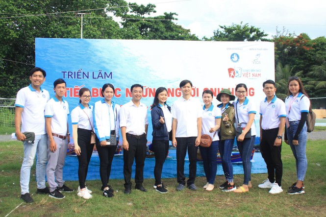 Khai mạc triển lãm