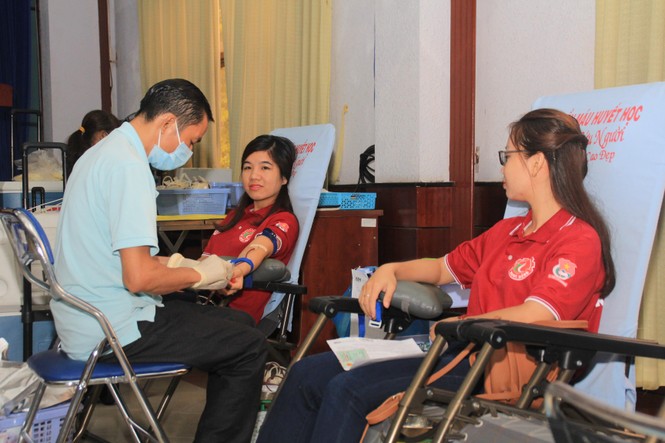 Đội ngũ lao động trẻ TPHCM ra quân chiến dịch