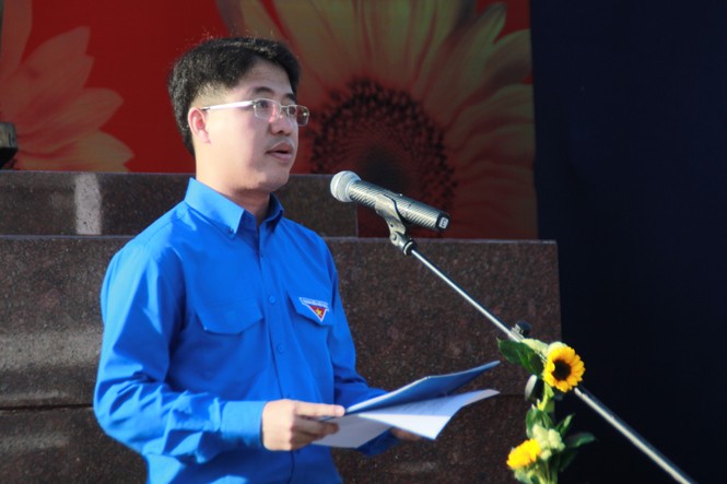 Tuổi trẻ TPHCM bắt đầu chuỗi hoạt động kỷ niệm 90 năm thành lập Đảng Cộng sản - ảnh 2