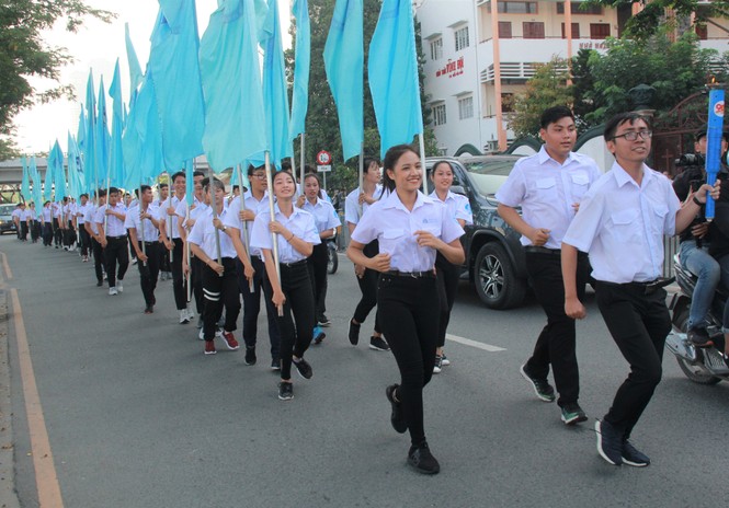 Tuổi trẻ TPHCM bắt đầu chuỗi hoạt động kỷ niệm 90 năm thành lập Đảng Cộng sản - ảnh 12