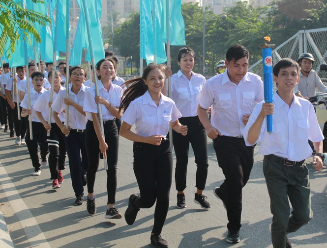 Tuổi trẻ TPHCM bắt đầu chuỗi hoạt động kỷ niệm 90 năm thành lập Đảng Cộng sản - ảnh 13